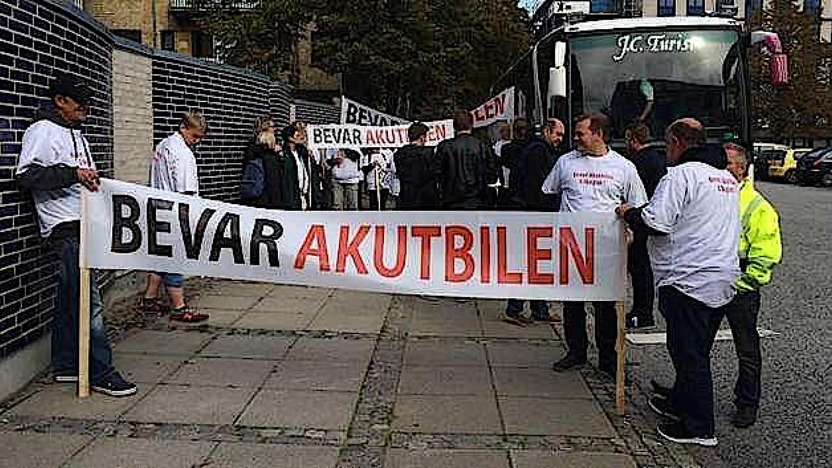 Planer om at nedlægge akutbilen i Skagen har mødt voldsom modstand. Foto fra facebook-siden "Bevar Akutbilen".