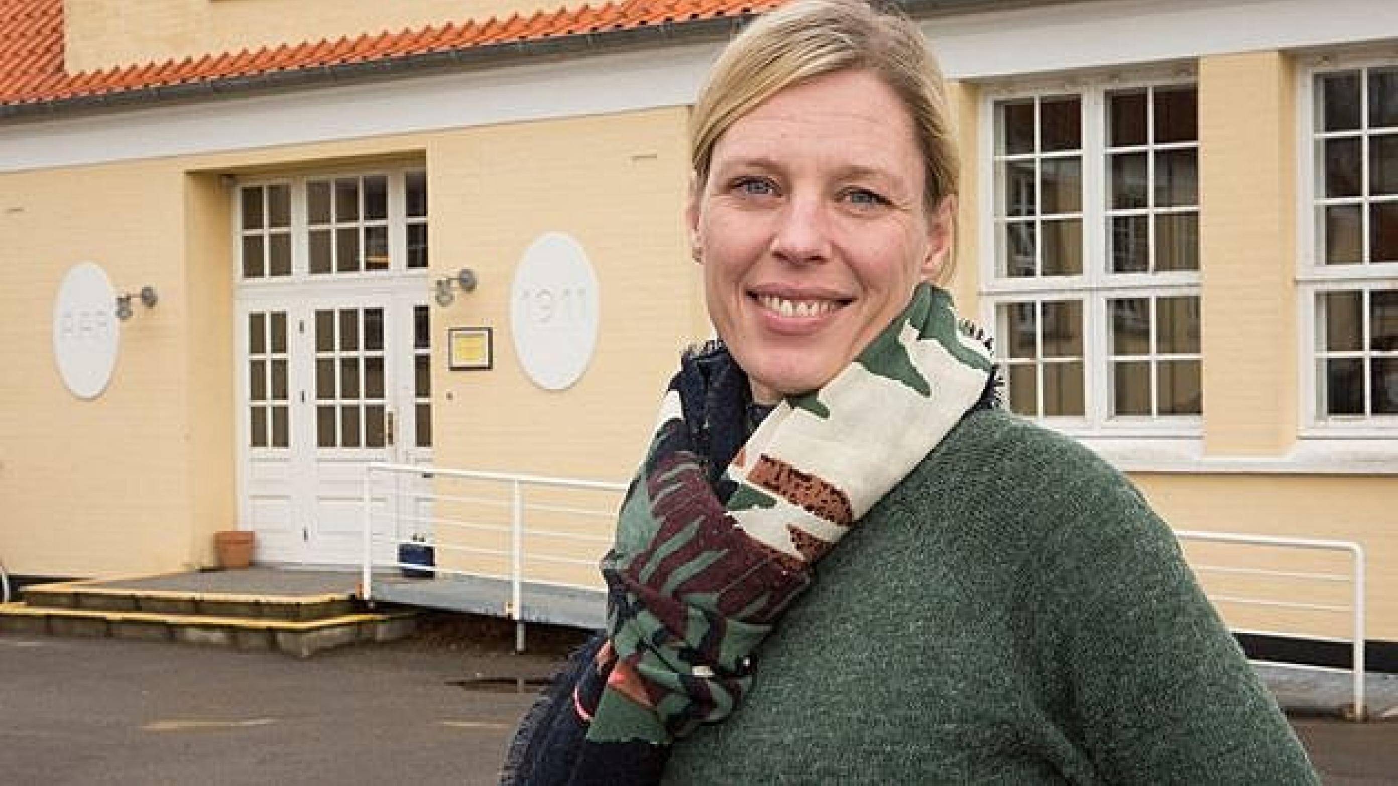 Belenda Jørgensen, som er sygeplejerske, bemander lægeklinikken i Nysted med tæt kontakt til praktiserende læge i Nykøbing F, Peter Wied. Foto: Finn John Carlsson.