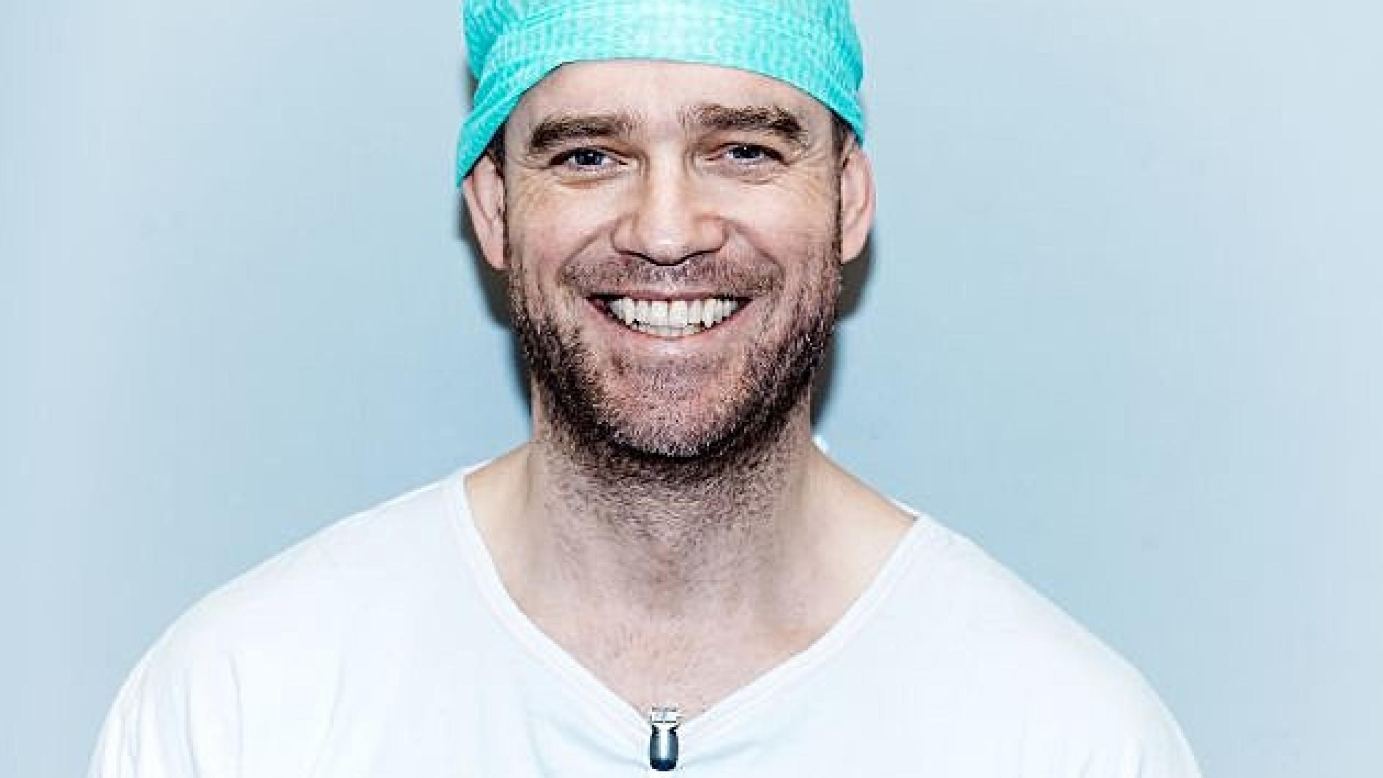 Anders Troelsen er 39 år, overlæge og professor i ortopædisk kirurgi på Hvidovre Hospital. Foto: Claus Boesen.
