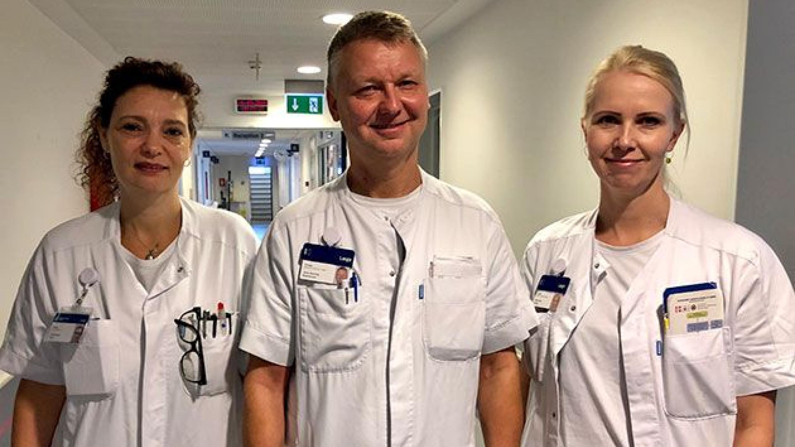  Lamia Hviid, Jens Rasmussen og Mette Dam Olesen er speciallæger i almen medicin og ansat på akutklinikken på Amager Hospital. Foto: Anders Heissel
