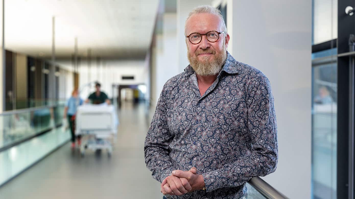 Jens Holmskov mener ikke, at manglen på medicinsk specialviden er en ulempe i skiftet fra psykiatrien. Foto: Lars Horn/ Baghuset