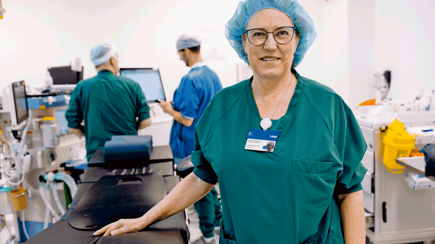 Professor og overlæge på afdelingen for plastikkirurgi på Herlev og Gentofte Hospital og formand for Dansk Melanom Gruppe Lisbet Rosenkrantz Hölmich ryster på hovedet ad solarietrenden. Foto: Claus BOesen. 