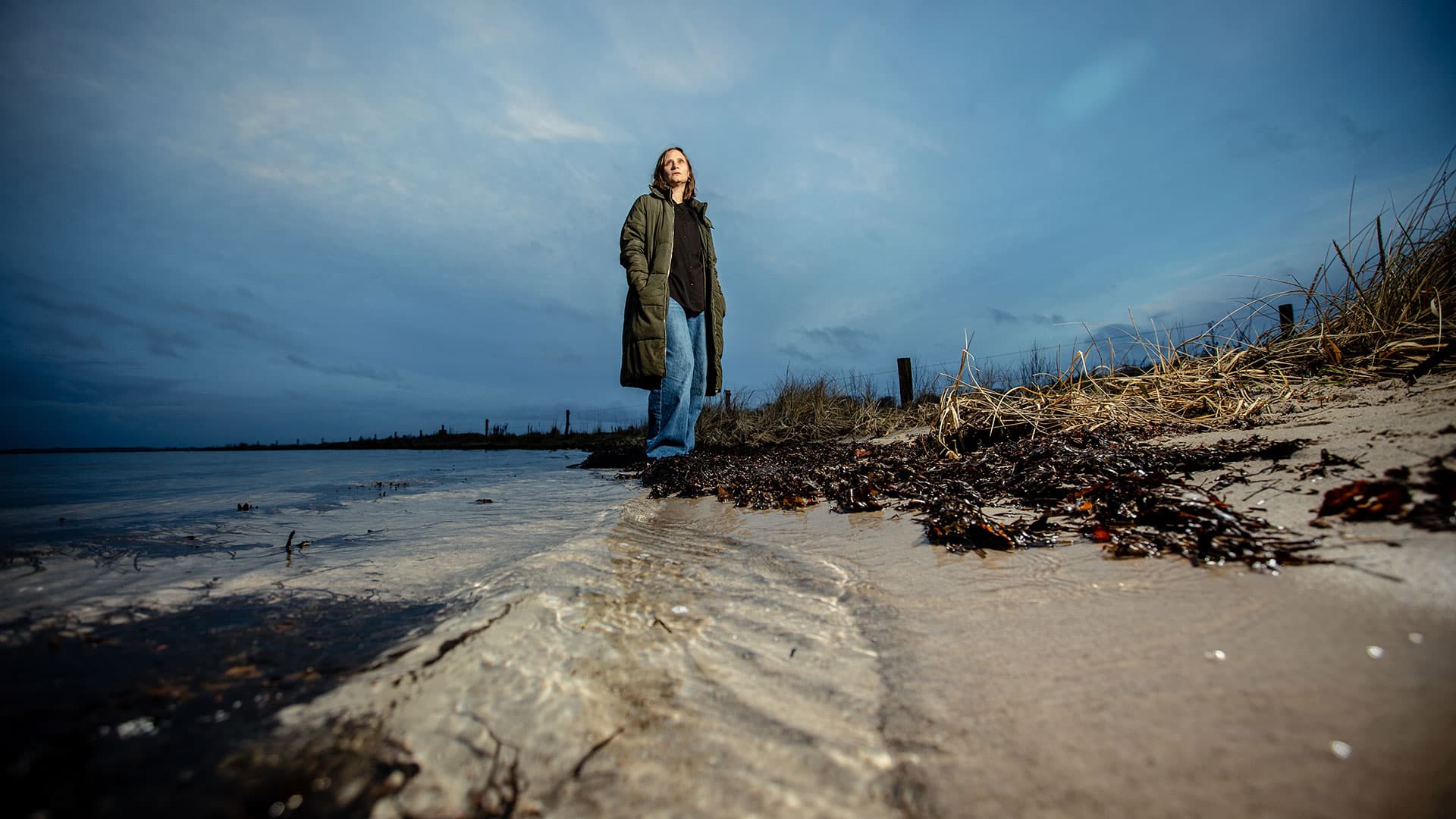 Sara Mathilde Radl Hensel oplever som kommende praktiserende læge stor distance til regionerne. »Jeg føler ikke, at de lægger op til, at vi sammen skal ændre sundhedsvæsenet. Det er ikke den drøm, jeg havde, da jeg valgte speciale, og det er ikke en fremtid, jeg drømmer om at være en del af«, siger hun. Foto: Jesper Balleby