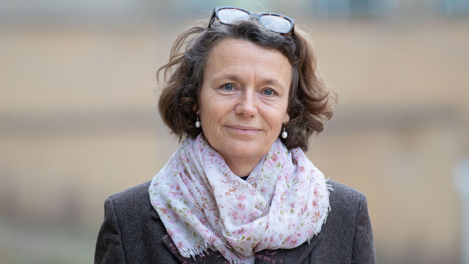 Debatten om fosterdiagnostik handler for ofte om tvivl og usikkerhed, men de gravide mestrer at tage imod og forholde sig til viden, siger Ida Vogel, overlæge på Afdeling for Kvindesygdomme og Fødsler på Aarhus Universitetshospital. Foto: Simon Byriel, AUH