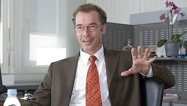 Novos koncerndirektør for forskning og udvikling Mads Krogsgaard Thomsen vil have flere lægestuderende.