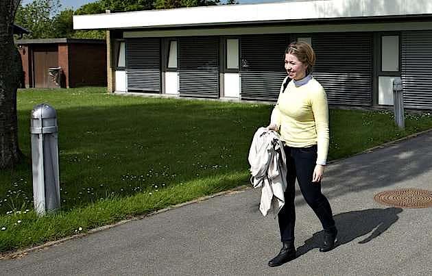Færøske Hanna overvejer at blive almenmediciner. Og helst i Nordjylland, hvor både kæresten, søsteren og svogeren bor. Foto: Lars Horn / Baghuset