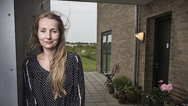 Tine Philippsen, læge, ph.d.-studerende, Aabenraa
Fortæller om ekstraregning for leje i lægebolig.
Foto: Palle Peter Skov