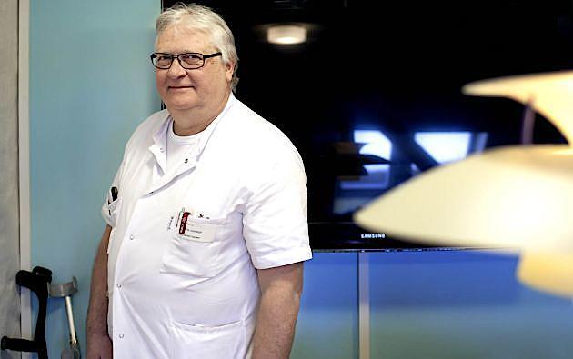 Leif Berner Hansen er ledende overlæge på Ortopædkirurgisk Afdeling på Nordsjællands Hospital. Foto: Anne-Li Engström