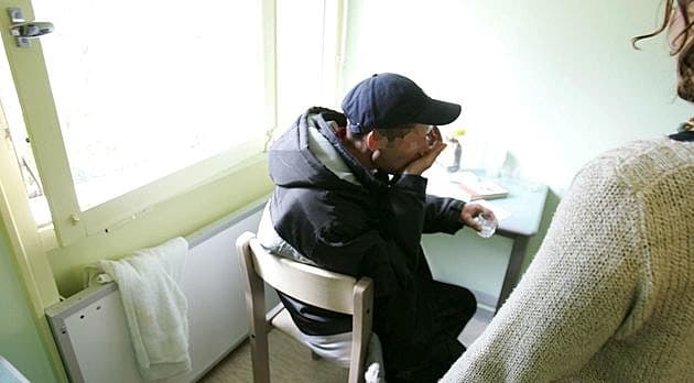 "Det er hurtigt bare lige at give en pille. Den virker med det samme" - men psykiaterne ville gerne have tid til mere end det. Foto: Colourbox. 