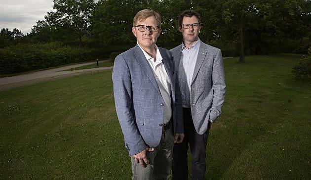 Niels Larsen og Jonas Egebart er henholdsvis direktør og vicedirektør på Bornholms Hospital. Foto: Klaus Holsting