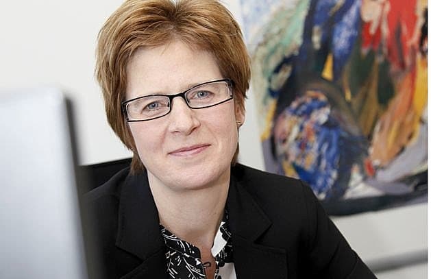 Regionsrådsformand Ulla Astman vil ikke centralisere lægedækningen.