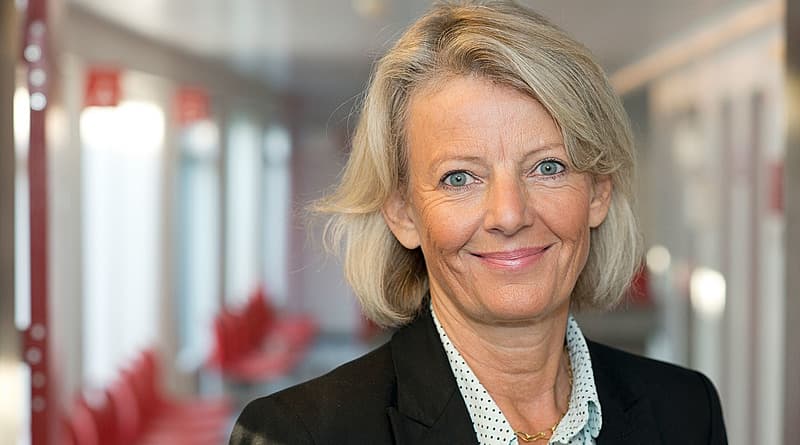 Bente Ourø Rørth: »Selvfølgelig skal vi stadig præsentere os over for patienterne, men det fulde navn behøver måske ikke være bøjet i neon«. Foto: AV-afdelingen Nordsjællands Hospital