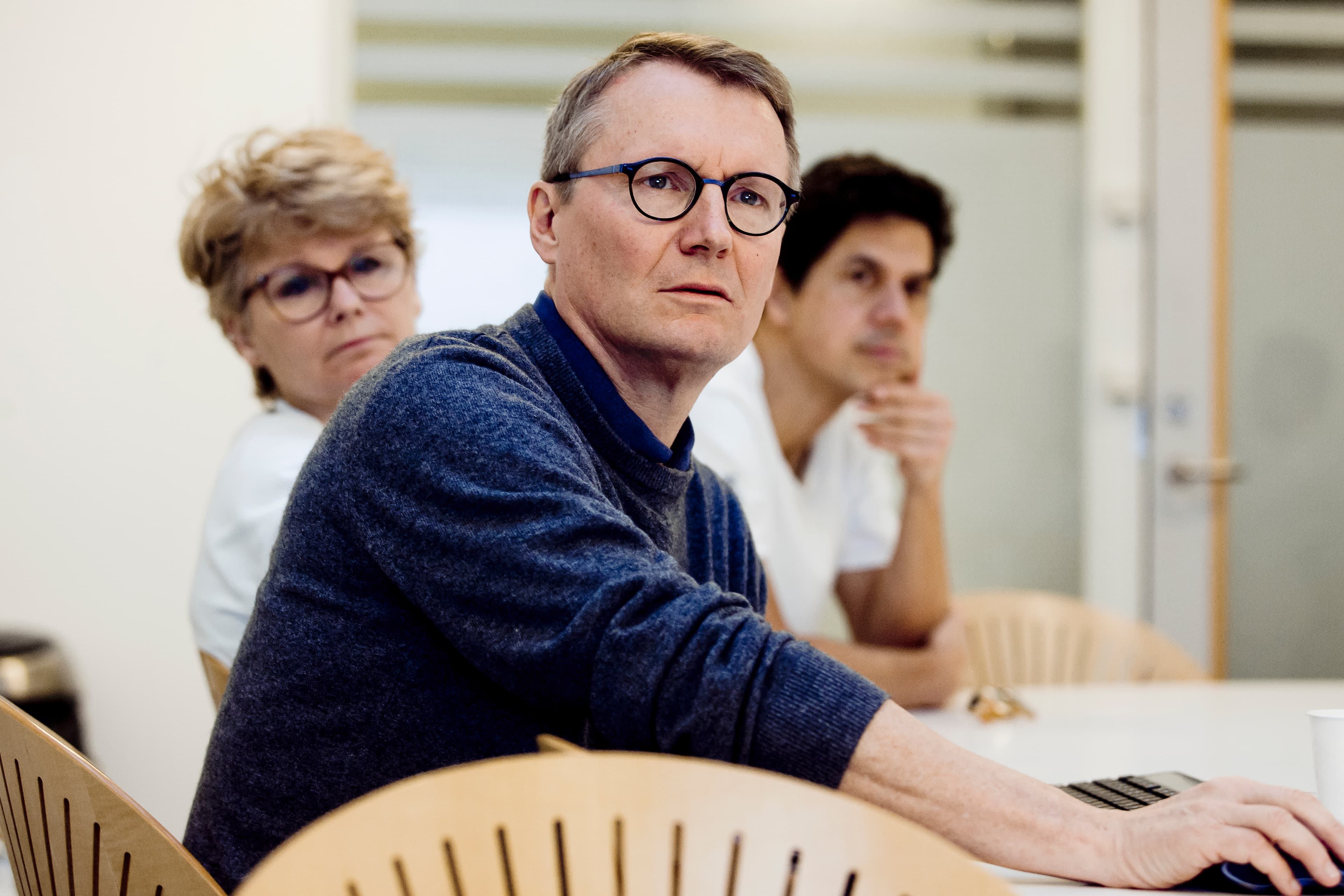 Klinikchef Lars Kjeldsen: »Jeg synes, det er ordentligt, at man ikke ødsler med dyr medicin og svigter patienterne, som er meget syge.«.  Foto: Claus Boesen