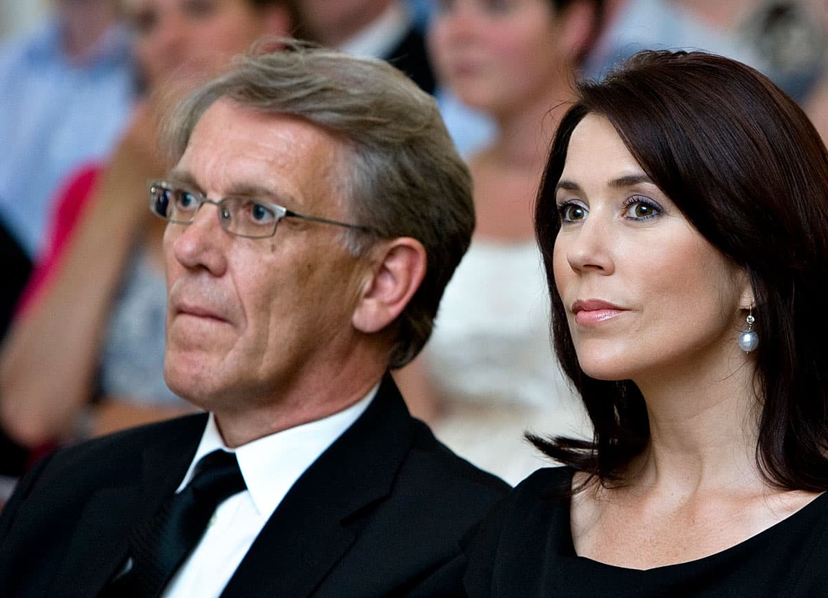 Det var dengang: Professor Frede Olesen, formand for Kræftens Bekæmpelse i 2008. Til højre kronprinsesse Mary. Foto: Keld Navntoft / Ritzau Scanpix