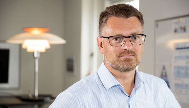 Michael Dall, lægelig direktør på OUH, er udpeget til formand for det nye behandlingsråd. I løbet af de næste måneder skal rådets øvrige medlemmer udpeges af diverse organisationer. Foto: Heidi Lundsgaard.