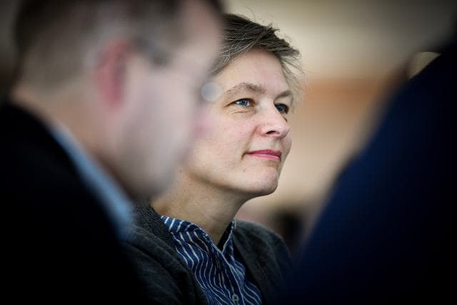 Helga Schultz blev genvalgt på repræsentantskabsmødet de. 25. november, hvor hun svarede på kritik fra medlemmer om den foreslåede fusion imellem Yngre Læger og FAS. Arkivfoto: Palle Peter Skov, Lægemødet 2019. 