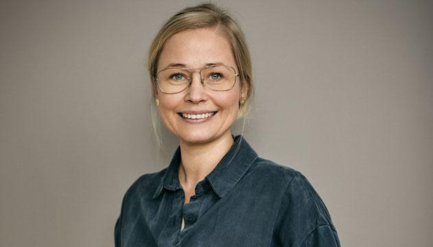 Anna Roe Rasmussen skal afdække ­mulighederne for at integrere bære­dygtighed i det kliniske arbejde i sit kommende ph.d.-projekt på Region Midtjyllands Center for Bæredygtige Hospitaler. Foto: Flemming Leitorp.