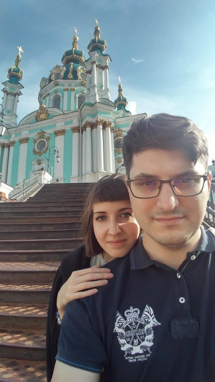 Parret er imod krigen i Ukraine og har i årevis ytret deres modstand mod Putins regime. De seneste 12 år er Nikita blevet angrebet tre gange på gaden på grund af hans opposition til regeringen, og i 2014 var han fængslet i 10 dage, efter at have deltaget i demonstrationer mod Ruslands indtrængen i Østukraine. privat foto