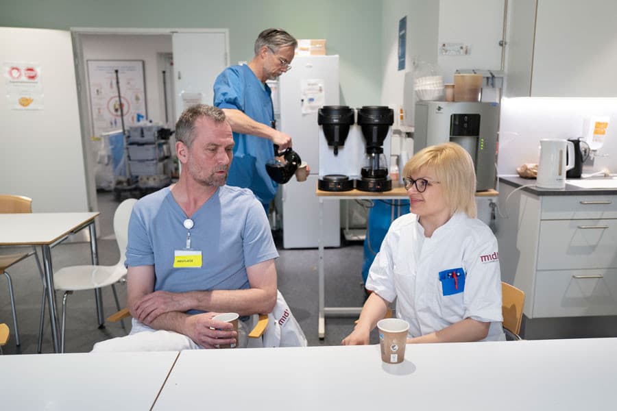 Det var i kaffestuen på regions­hospitalet i Viborg, samarbejdet mellem Flemming Hansen og  Anzhela Tsorokh opstod. Foto: Lars Horn / Baghuset.