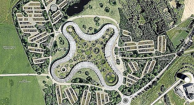 Uddannelsen skal tænkes ind i de nye supersygehuse - her Nordsjællands Hospital ved Hillerød.