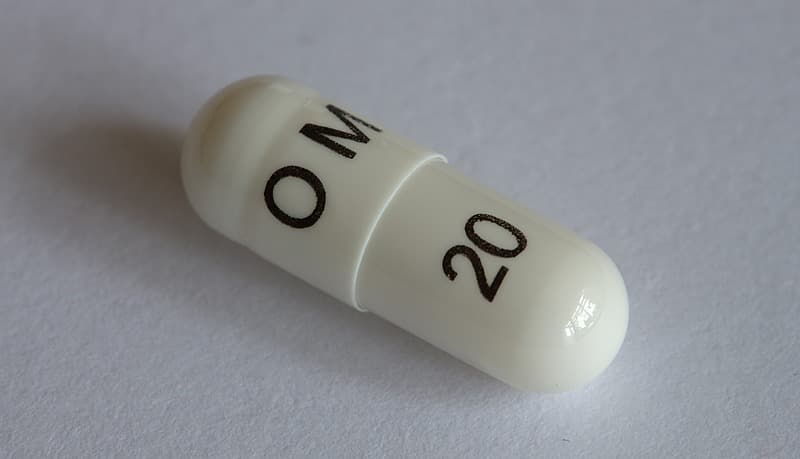 Omeprazol 20 mg. kapsel. Foto: Slick/Wikimedia Commons