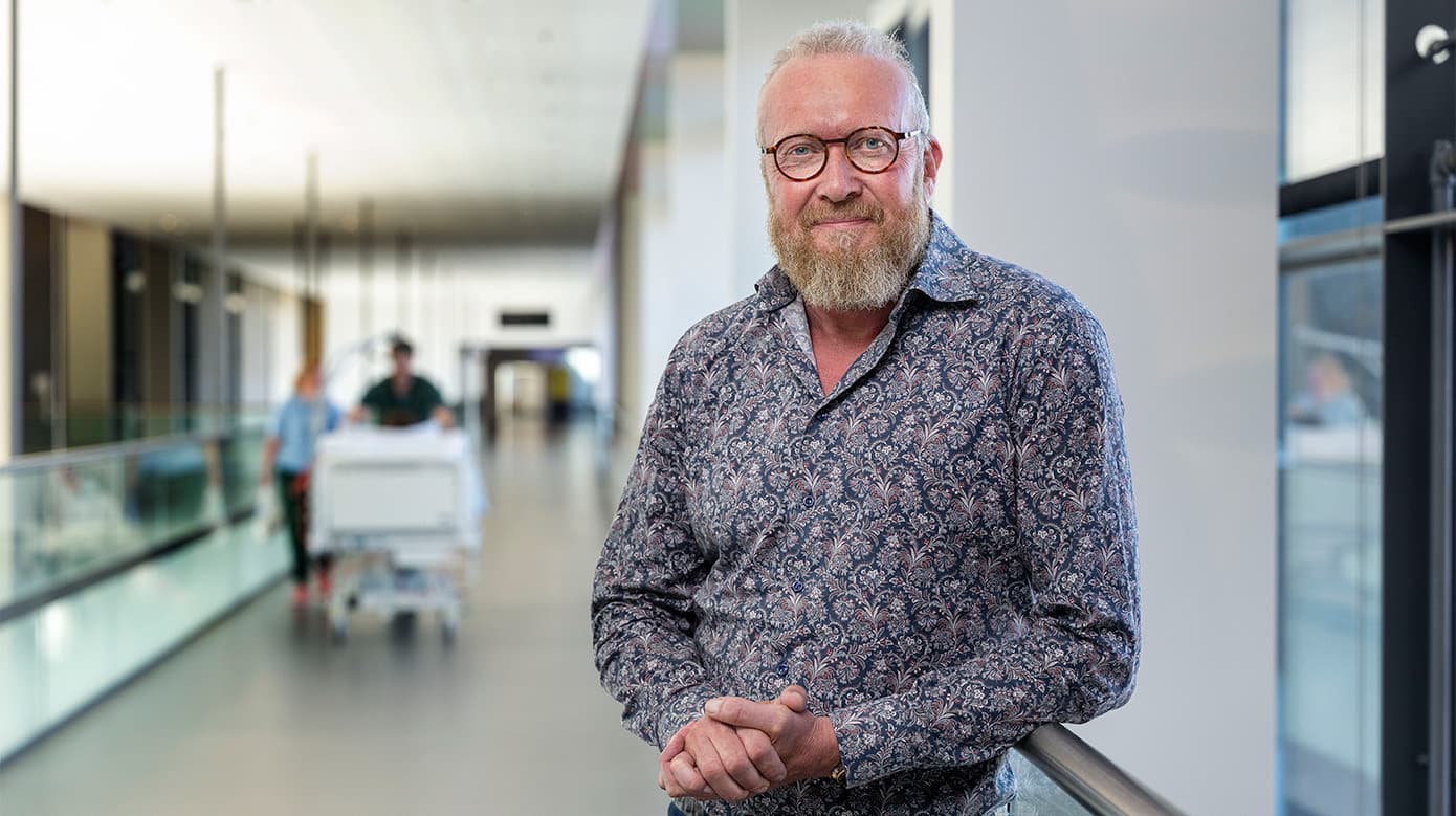 Jens Holmskov mener ikke, at manglen på medicinsk specialviden er en ulempe i skiftet fra psykiatrien. Foto: Lars Horn/ Baghuset