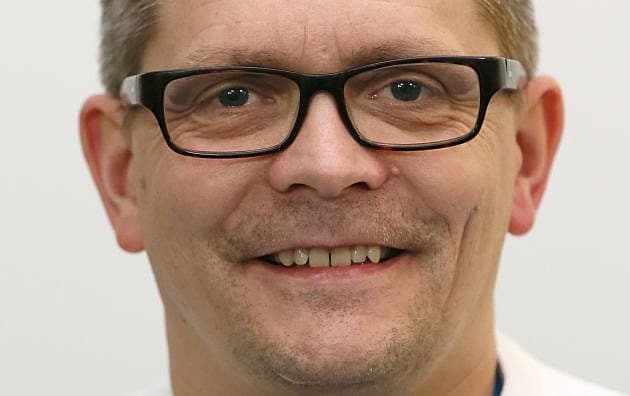 Jørn Skibsted Jakobsen er overlæge på Herlev og Gentofte Hospital. Foto: Thomas Hommelgaard Fotografi.