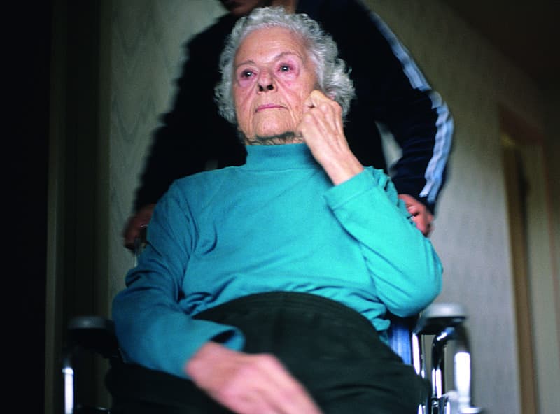 "Vi har haft patienter, som efter aftale var sendt hjem til genoptrænng - og så er de blevet genindlagt 4-6 uger senere uden, at der har været etableret noget som helst", siger Lisbeth Lintz. Foto: Ritzau-Scanpix