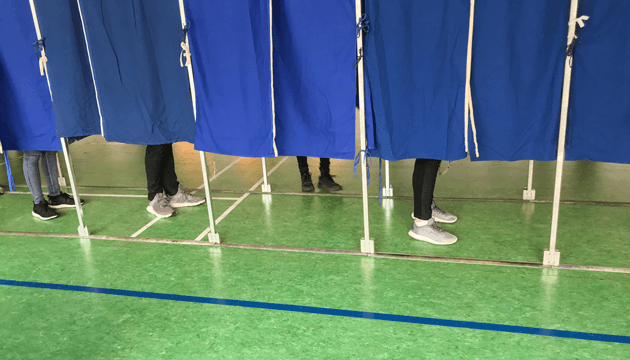 Der er godt gang i vælgervandringen blandt landets læger, der ifølge ny meningsmåling vil stemme markant anderledes ved dette valg end ved valget i 2019. Foto: Colourbox