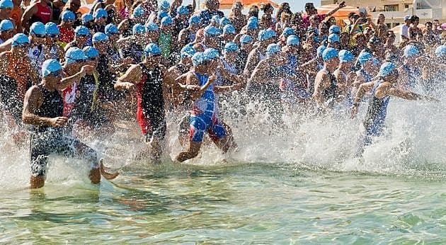 Langdistanceatleter, herunder triatleter, har øget risiko for at udvikle alvorlige væske- og elektrolytforstyrrelser. Foto: Wikipedia