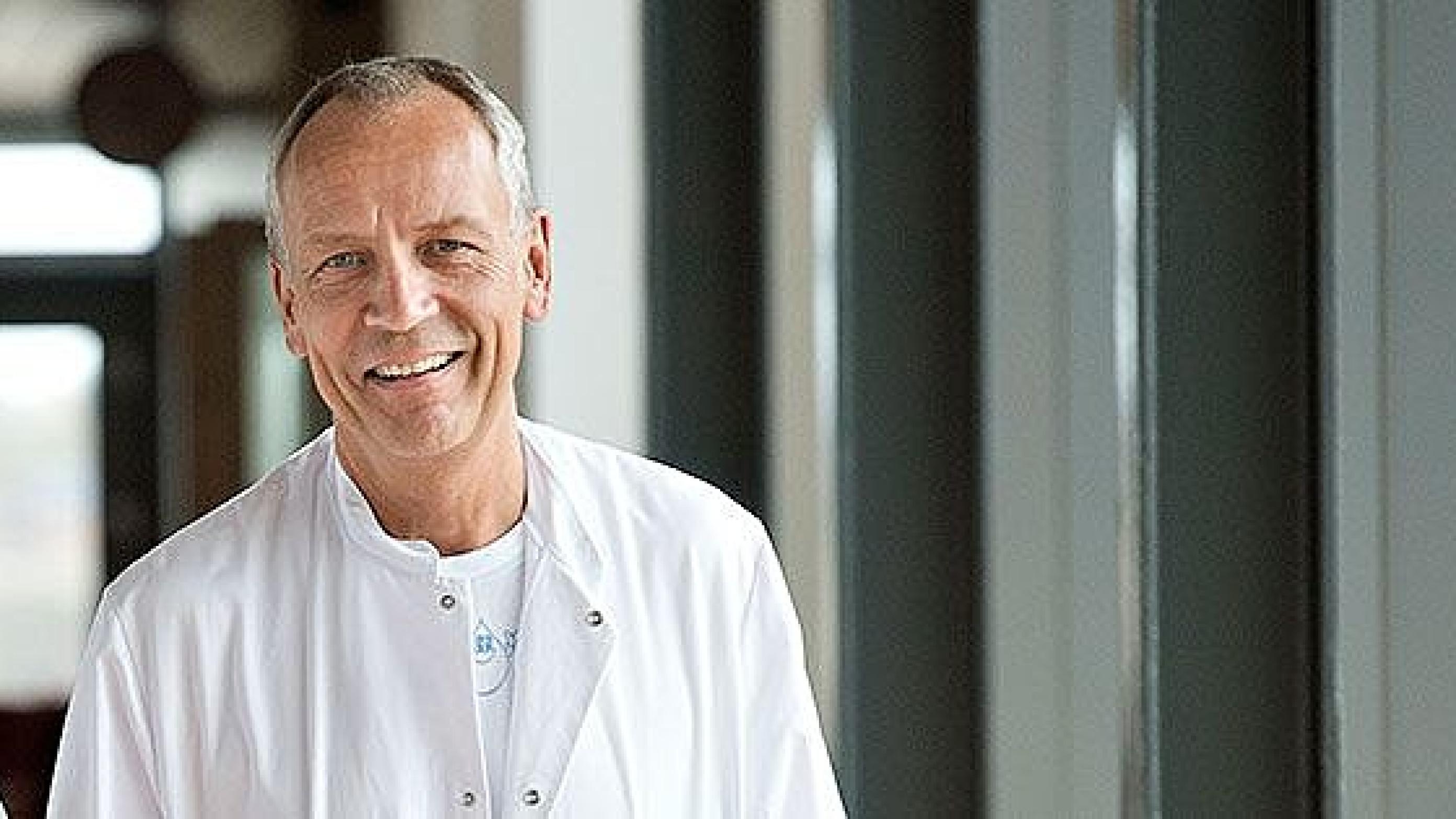 Poul Erik Jakobsen er ledende overlæge på Endokrinologisk Afdeling på Aalborg Universitetshospital. Foto: Lars Horn 