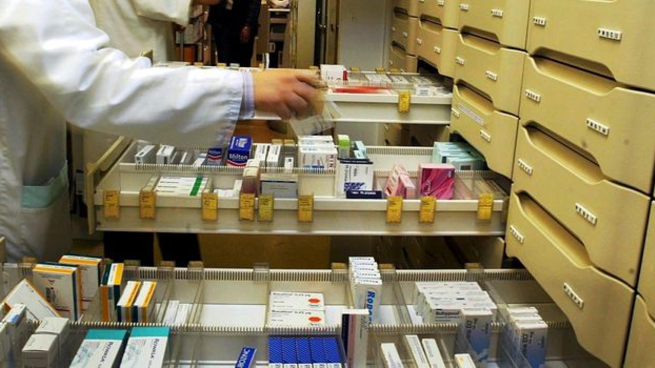 Den gode nyhed: Der udleveres mindre antibiotika. Den dårlige: Der er flere og flere alvorlige infektioner. Foto: Colourbox.
