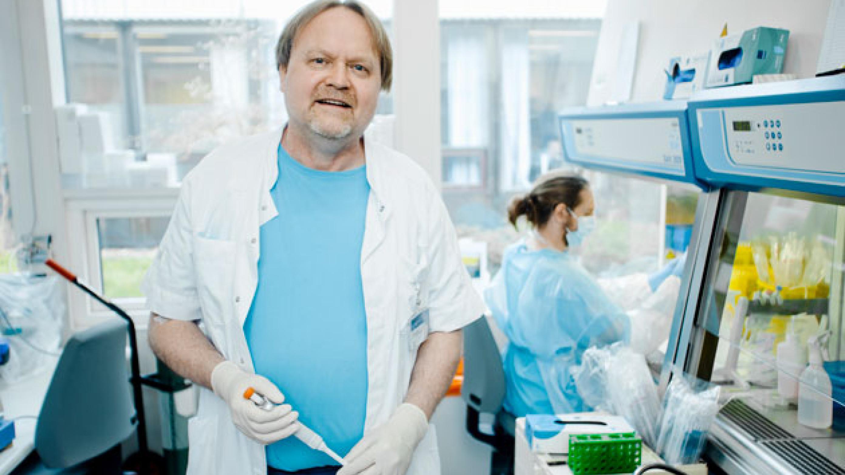 Jens Bukh har fokuseret på at finde en behandling af Hepatitis C igennem en lang forskerkarierre. Foto: Claus Boesen 