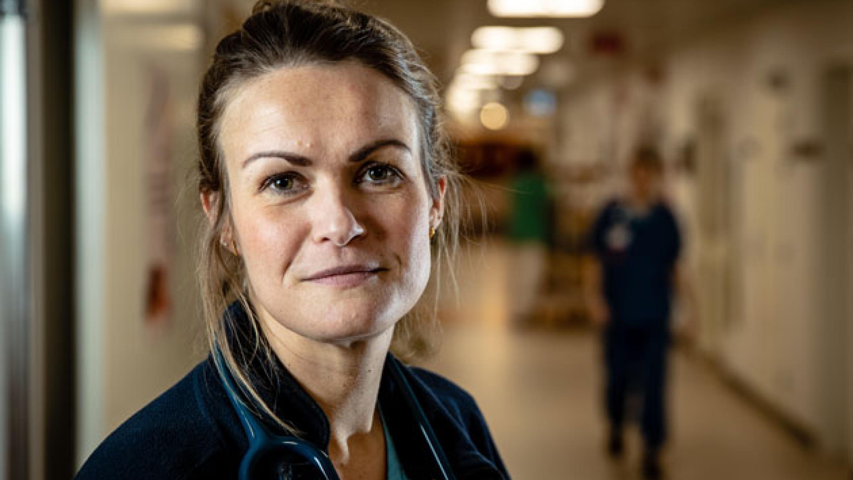 Nadja Lindberg Bonne på en travl nattevagt på børneafdelingen på AUH i Skejby. Foto: Jesper Balleby 